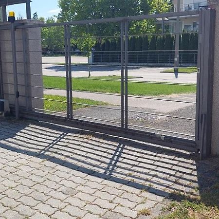 Beszedes-Lak, Aranypart Leilighet Siófok Eksteriør bilde